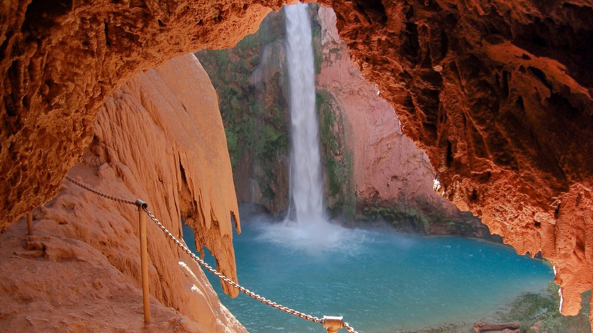 Mooney Falls Surpass Niagara Height Hike Carefully - mooney falls hike