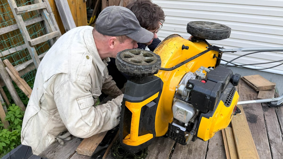 Lawn Mower Decks Stay Rust-Free With Simple Care - lawn mower deck