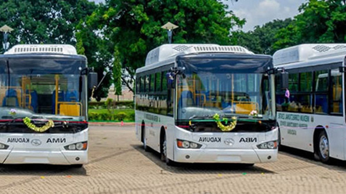 Governor Donates Buses to Local Institutions - nigeria governor
