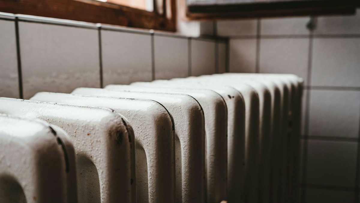 Energy bills set to rise by 4% Energy bills set to rise by 4% - energy bills