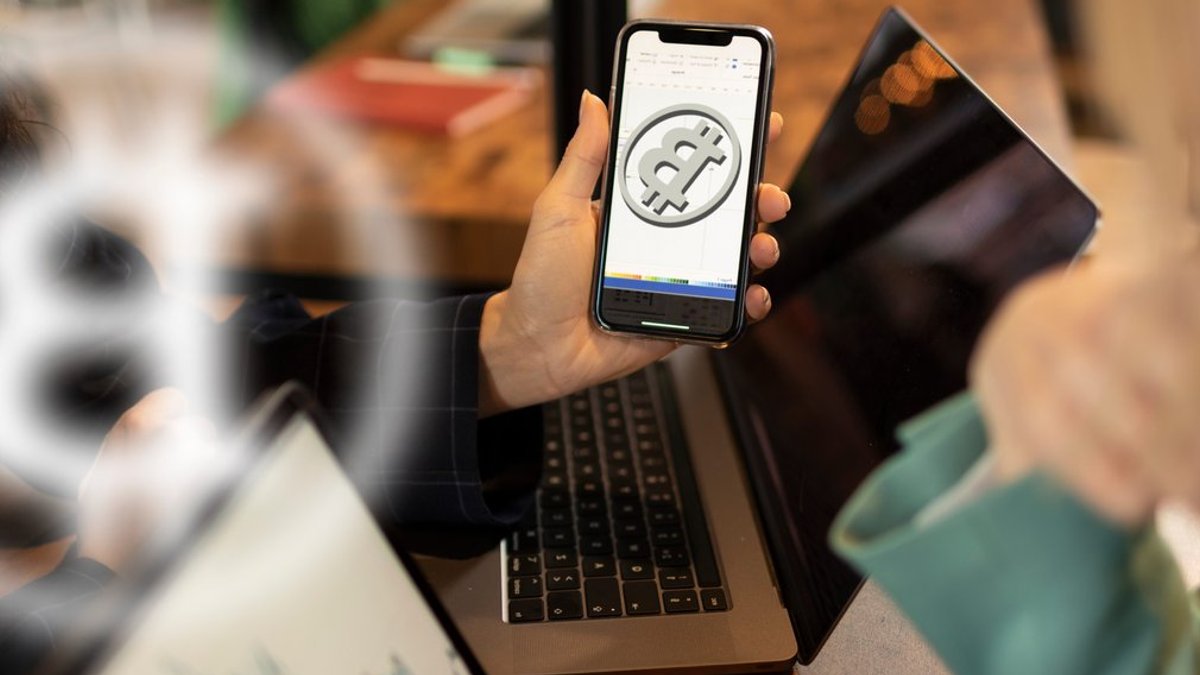 Crypto Gaining Ground at Retail Checkout Crypto Gaining Ground at Retail Checkout - crypto checkout