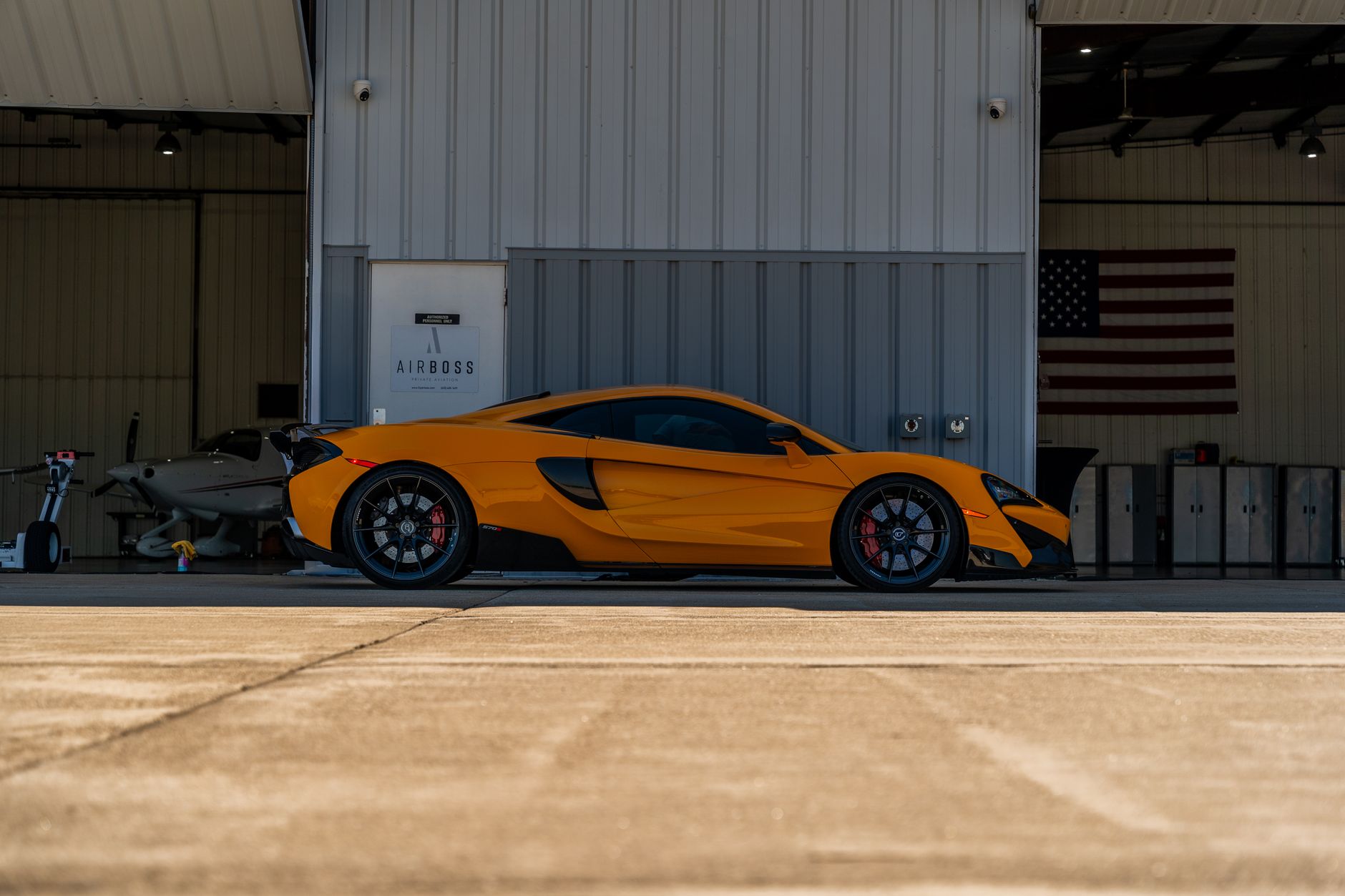 Gordon Murray Unveils Modern Analog Supercar