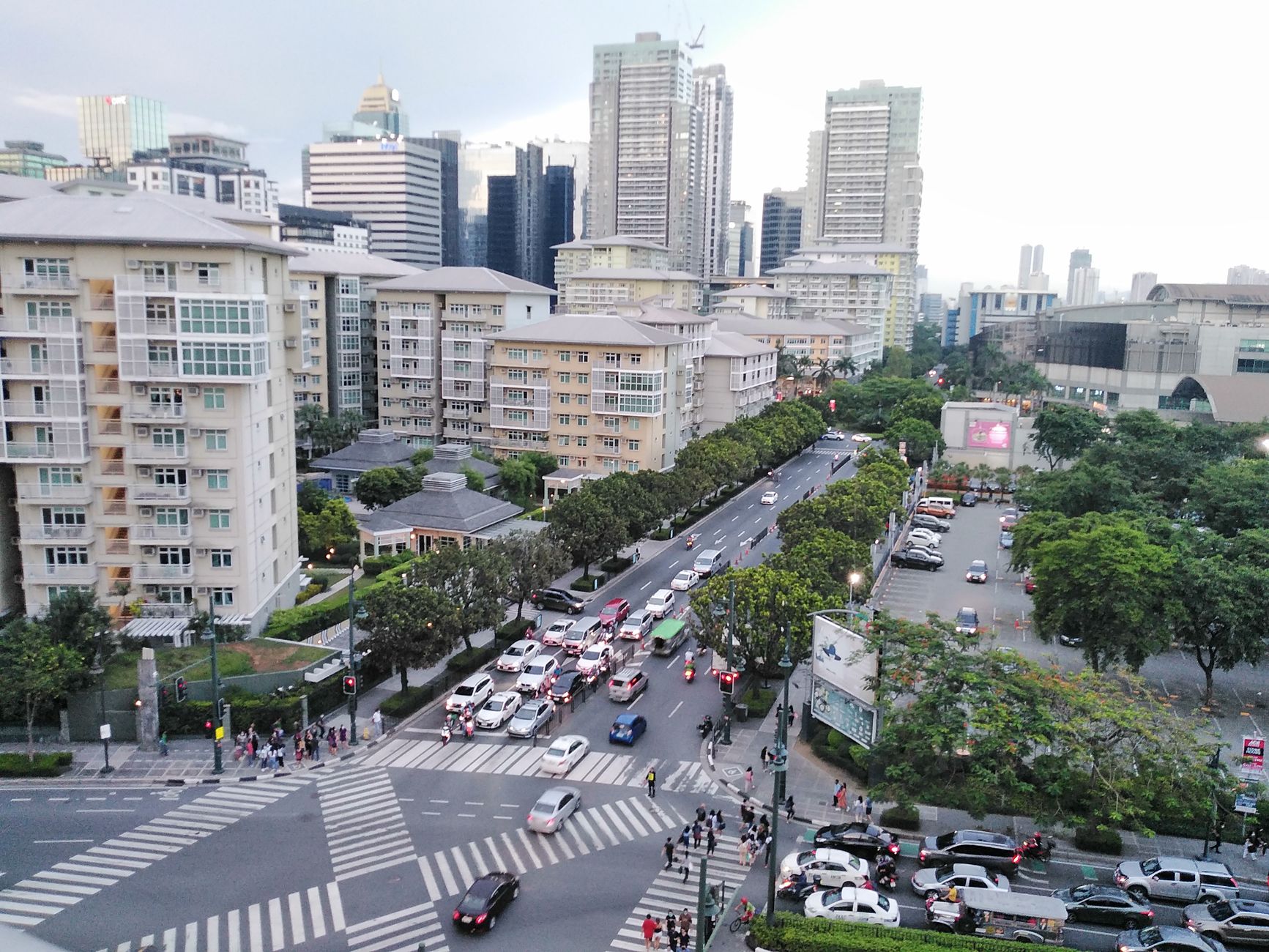 Philippine growth to slow amid weak spending