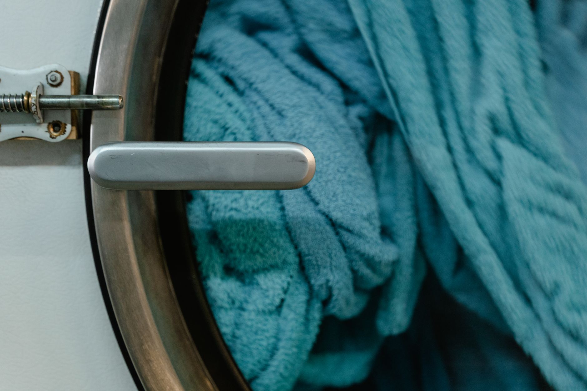 Why You Should Invest in an Electric Washing Machine