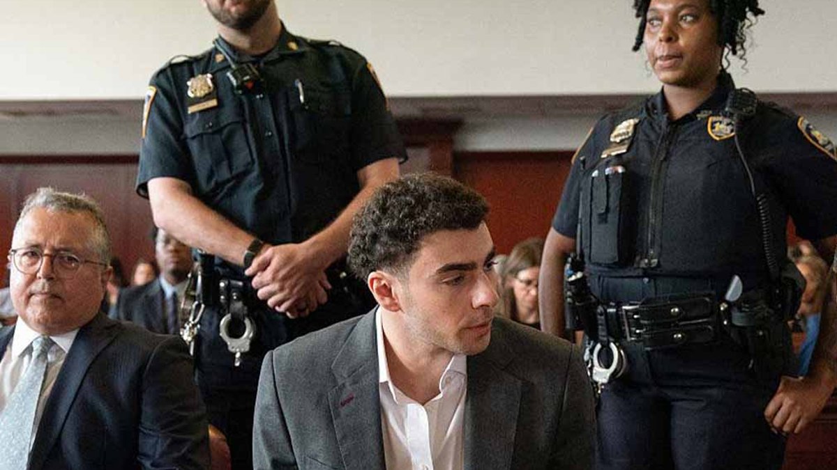 Mangione pleads guilty in UnitedHealthcare CEO killing Mangione pleads guilty in UnitedHealthcare CEO killing - mangione guilty