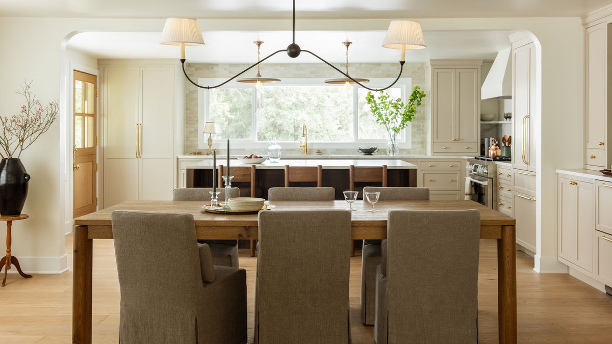 Family renovates Milwaukie kitchen for light and function Family renovates Milwaukie kitchen for light and function - kitchen renovation