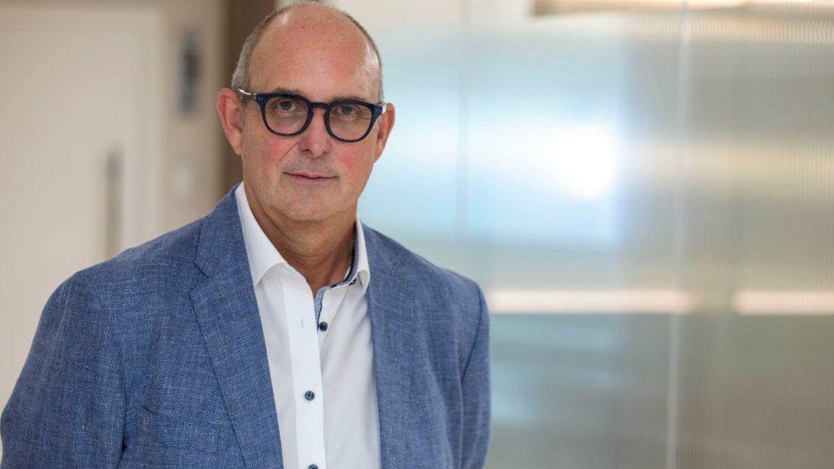 Financial advisers face impossible client demands Financial advisers face impossible client demands - financial advisers demands