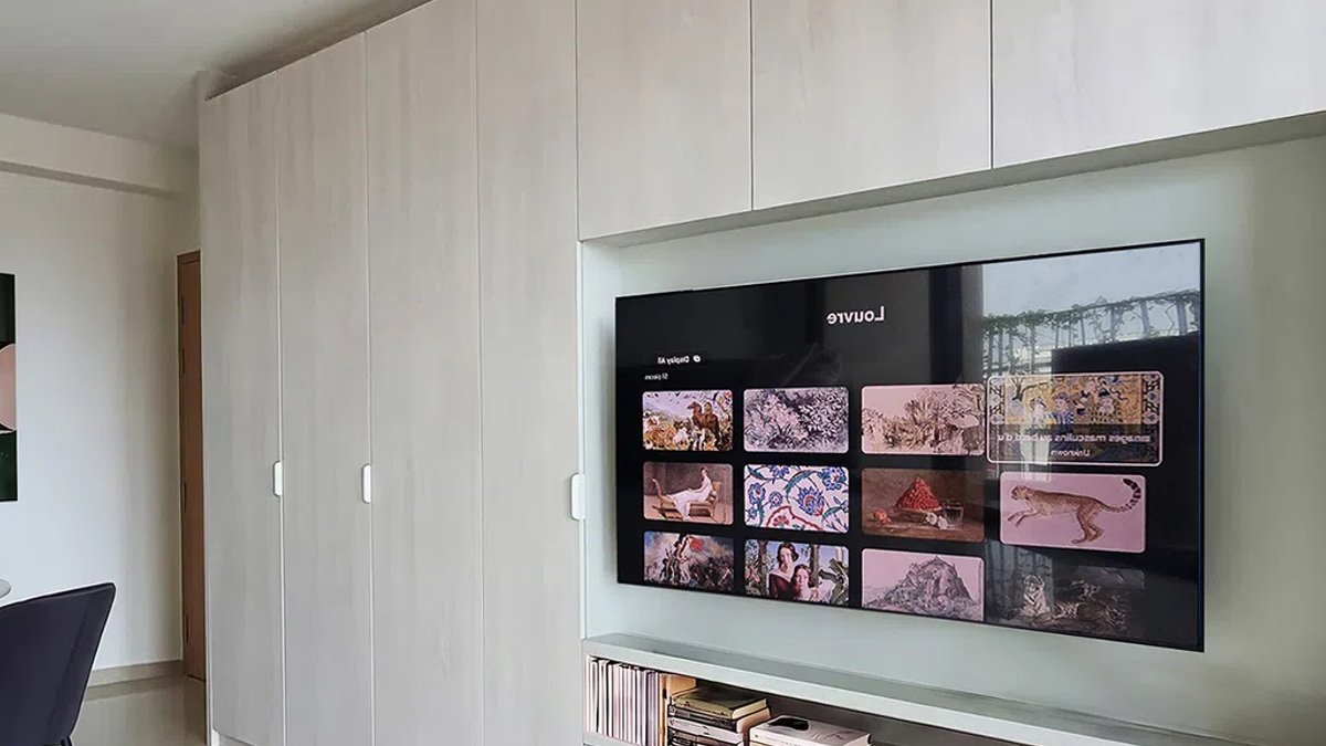 Samsung 55-inch Micro RGB TV Wins Over Busy Mum - samsung micro rgb tv