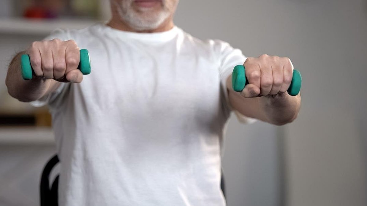 Strength Training Safely Builds Muscle at Any Age Strength Training Safely Builds Muscle at Any Age - strength training