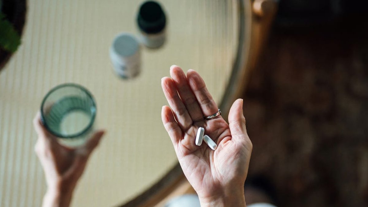Experts clarify key differences between vitamin D2 and D3 Experts clarify key differences between vitamin D2 and D3 - vitamin d2 vs d3
