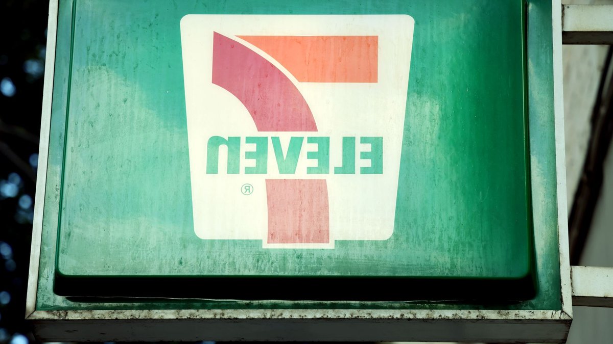 7-Eleven sued by former director over food safety complaints 7-Eleven sued by former director over food safety complaints - 7-eleven sued