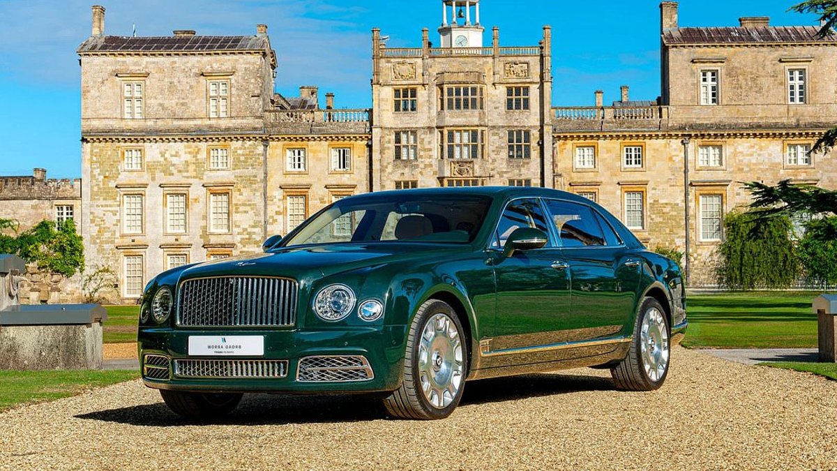 Handmade royal Bentley heads to auction Handmade royal Bentley heads to auction - royal bentley auction