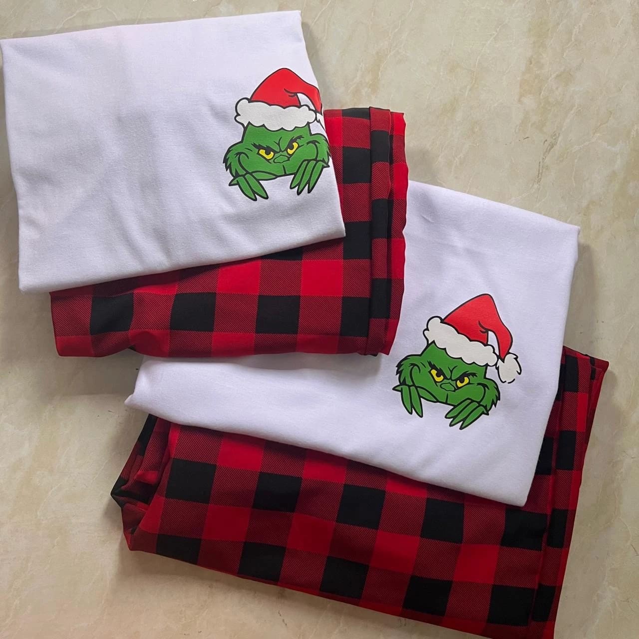 Pijamas Navideñas - Click to explore collection