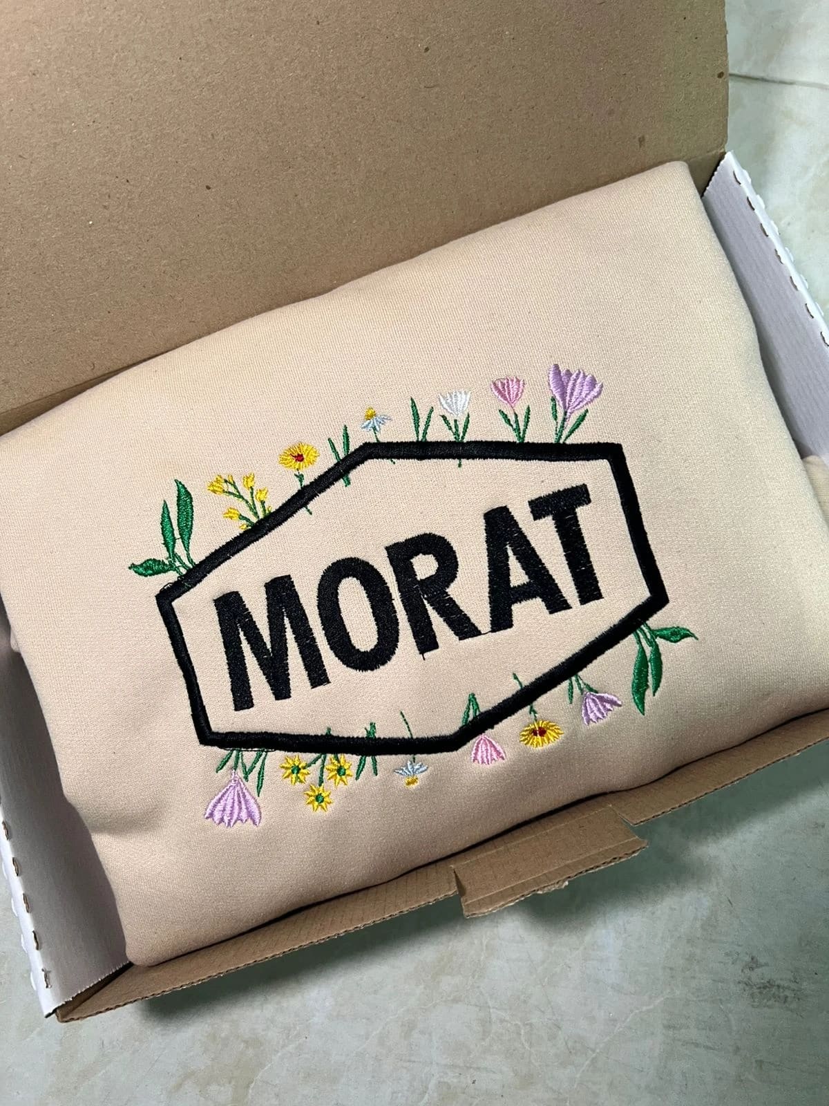 Canguro Bordado Morat - gift product