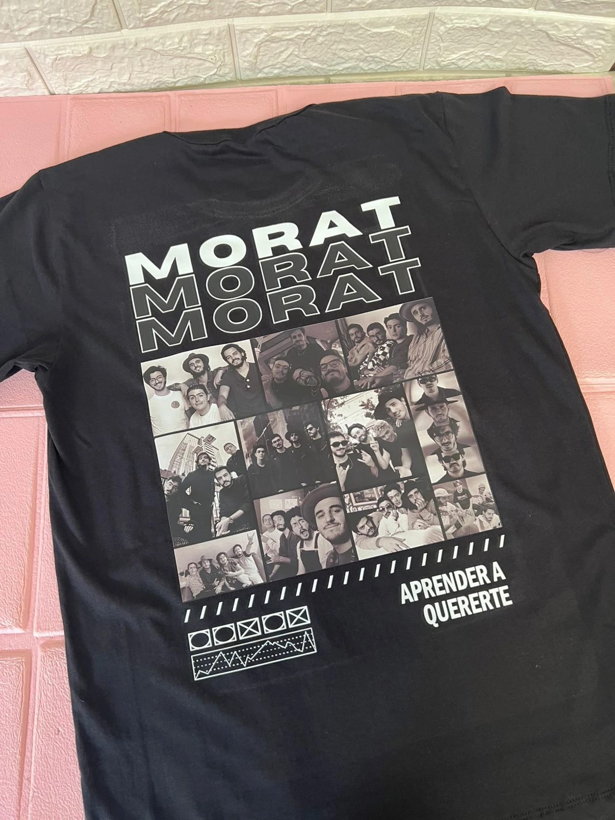 Polera Collage Morat  - gift product