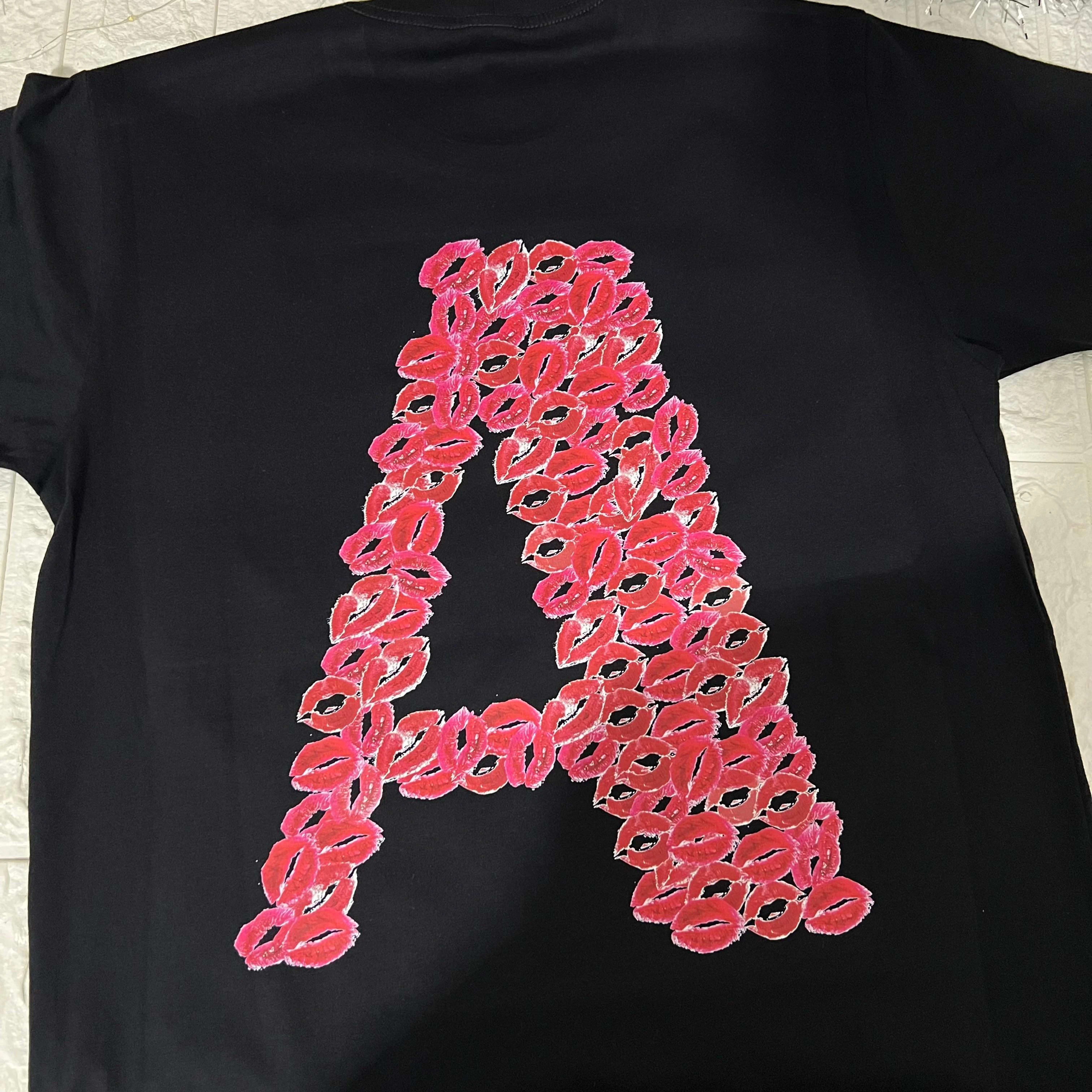 Polera Inicial de besos - gift product