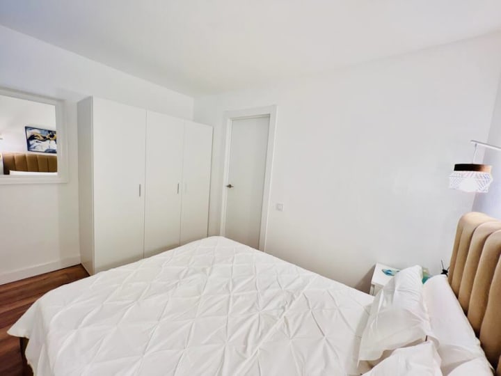 Olympia 212 apartment