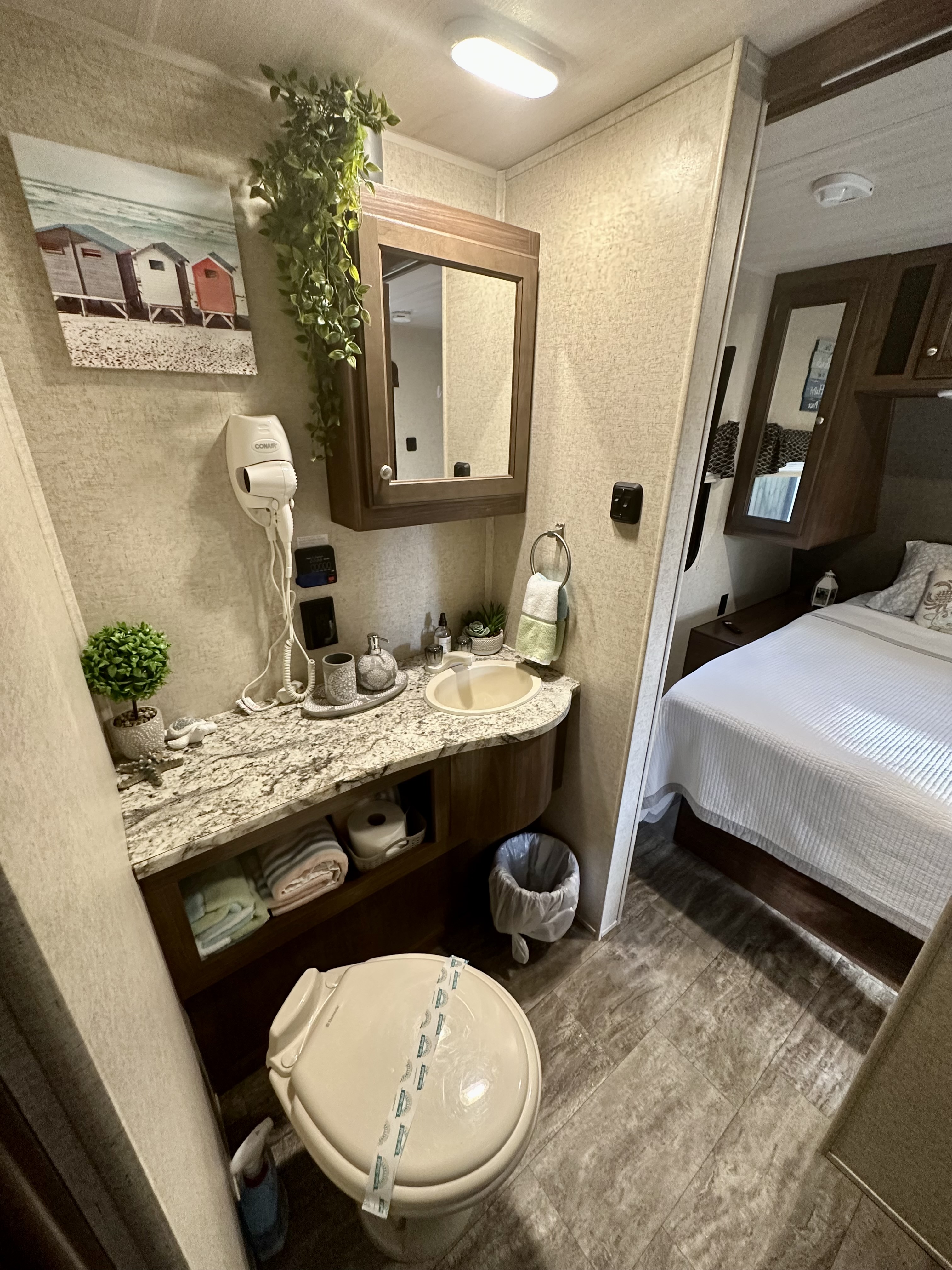 RV Paradise on the Wheels @ Clearwater Beaches