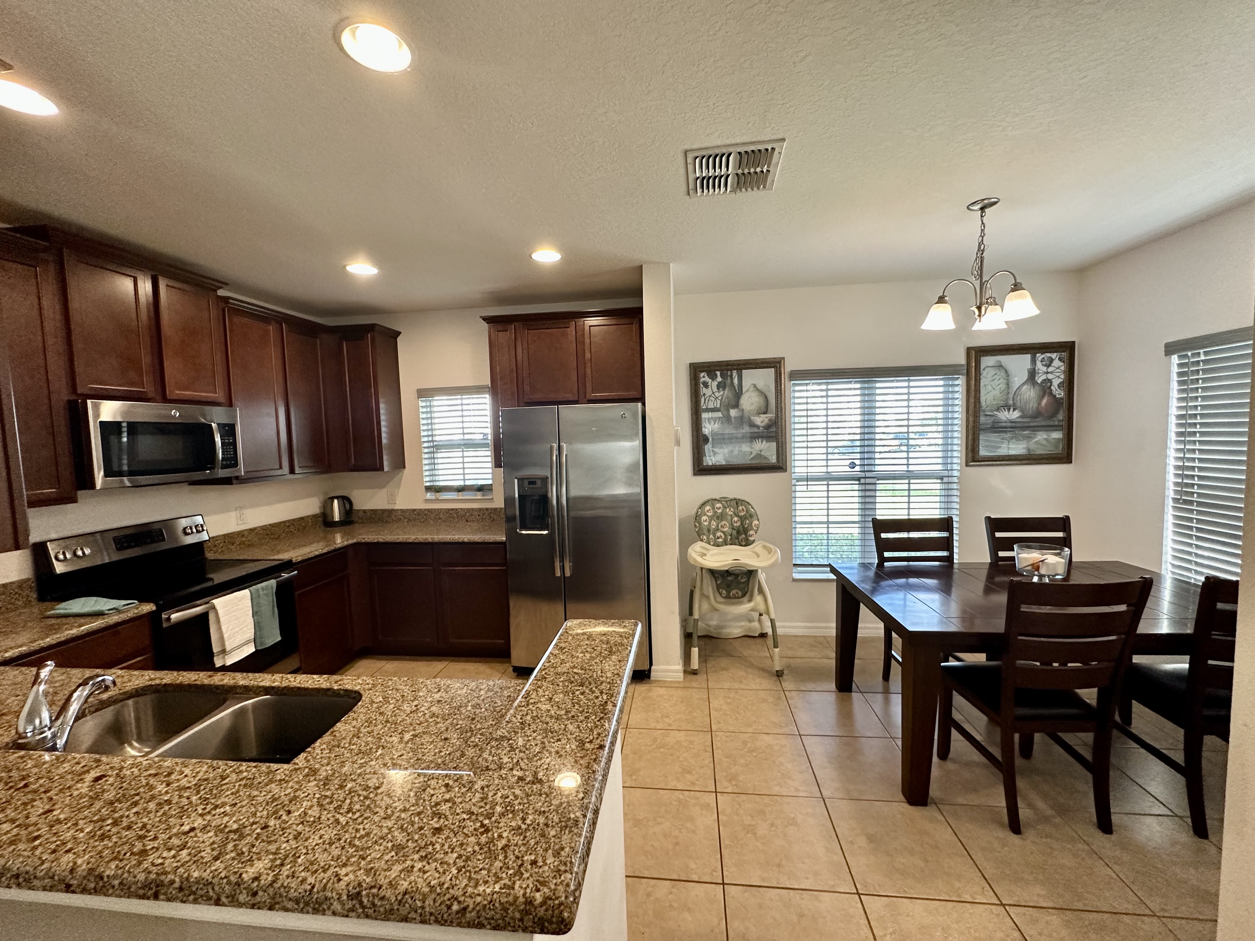 Grand Family 3BD Townhouse near Disney Parks