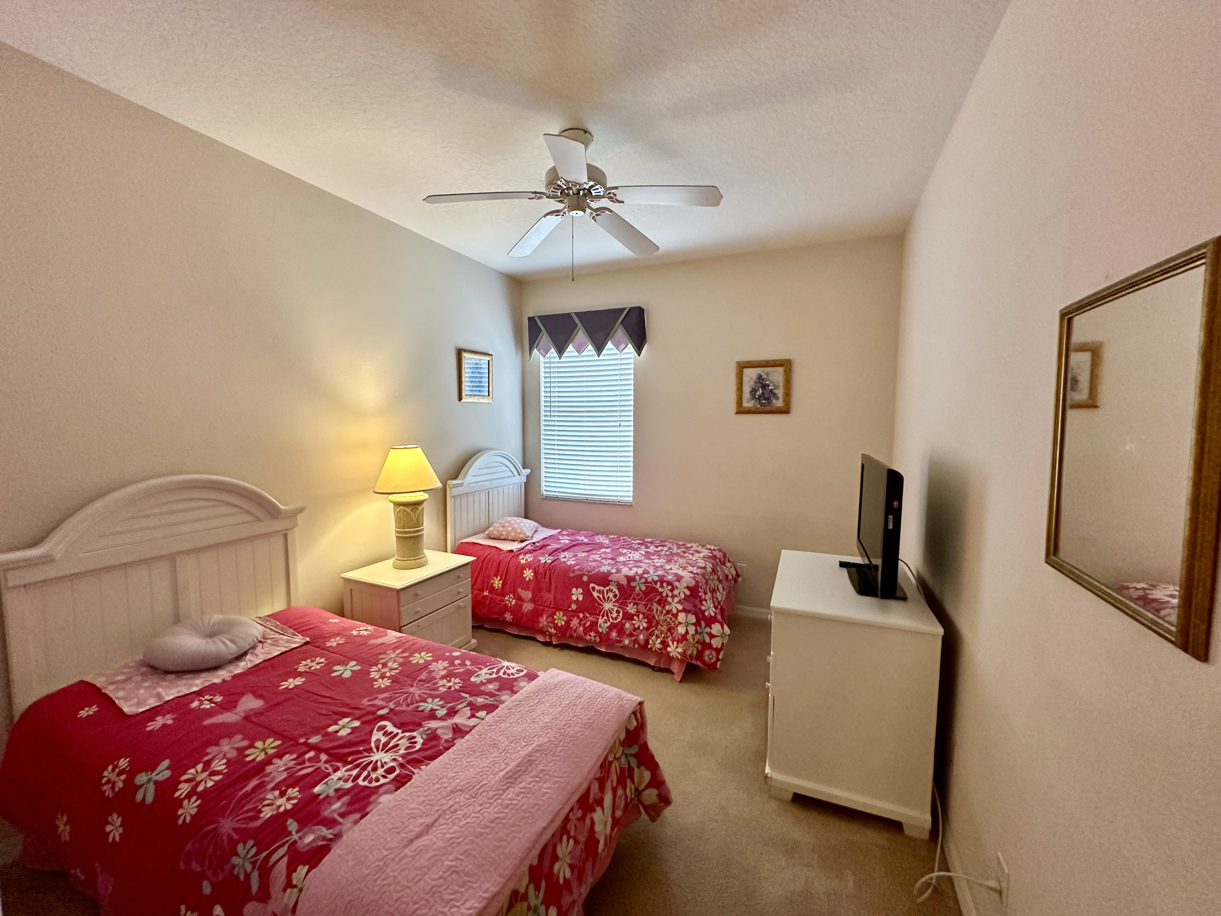 Grand Fabulous 4BR Pool Home near Disney