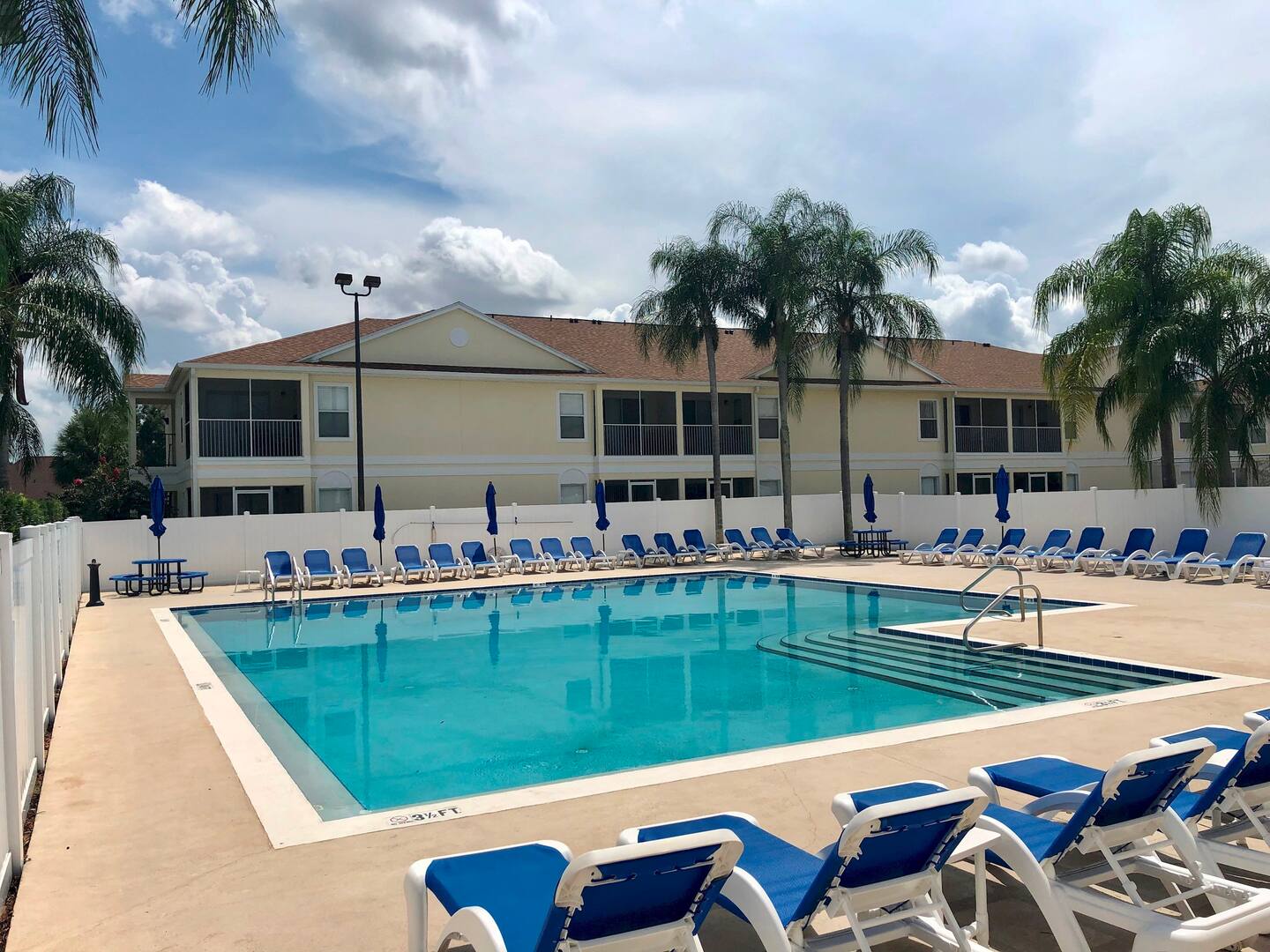 Grand Palms 3BR Condo Apartment near Disney Parks