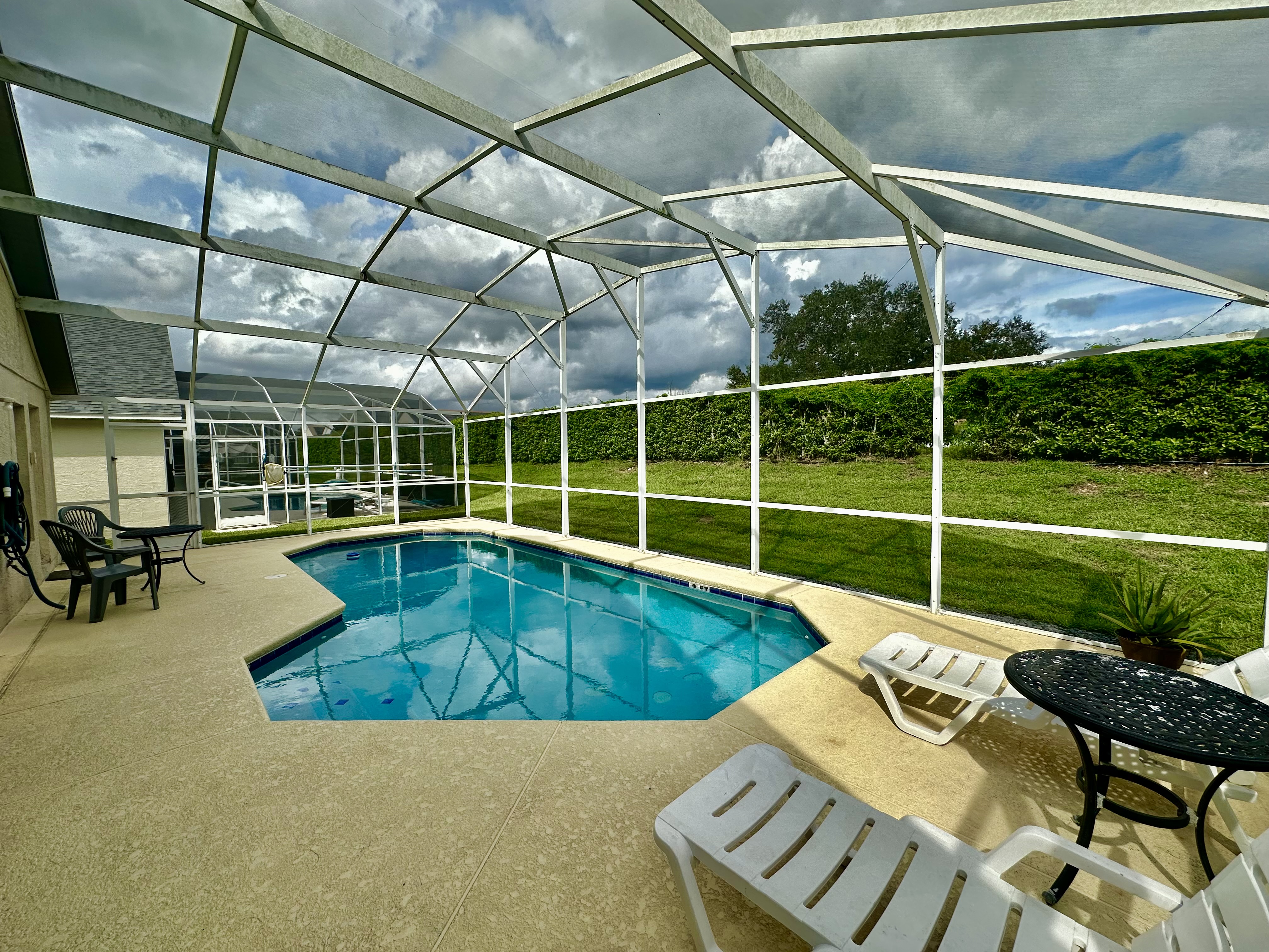 Grand Residential 4BR Pool Home near Disney Parks