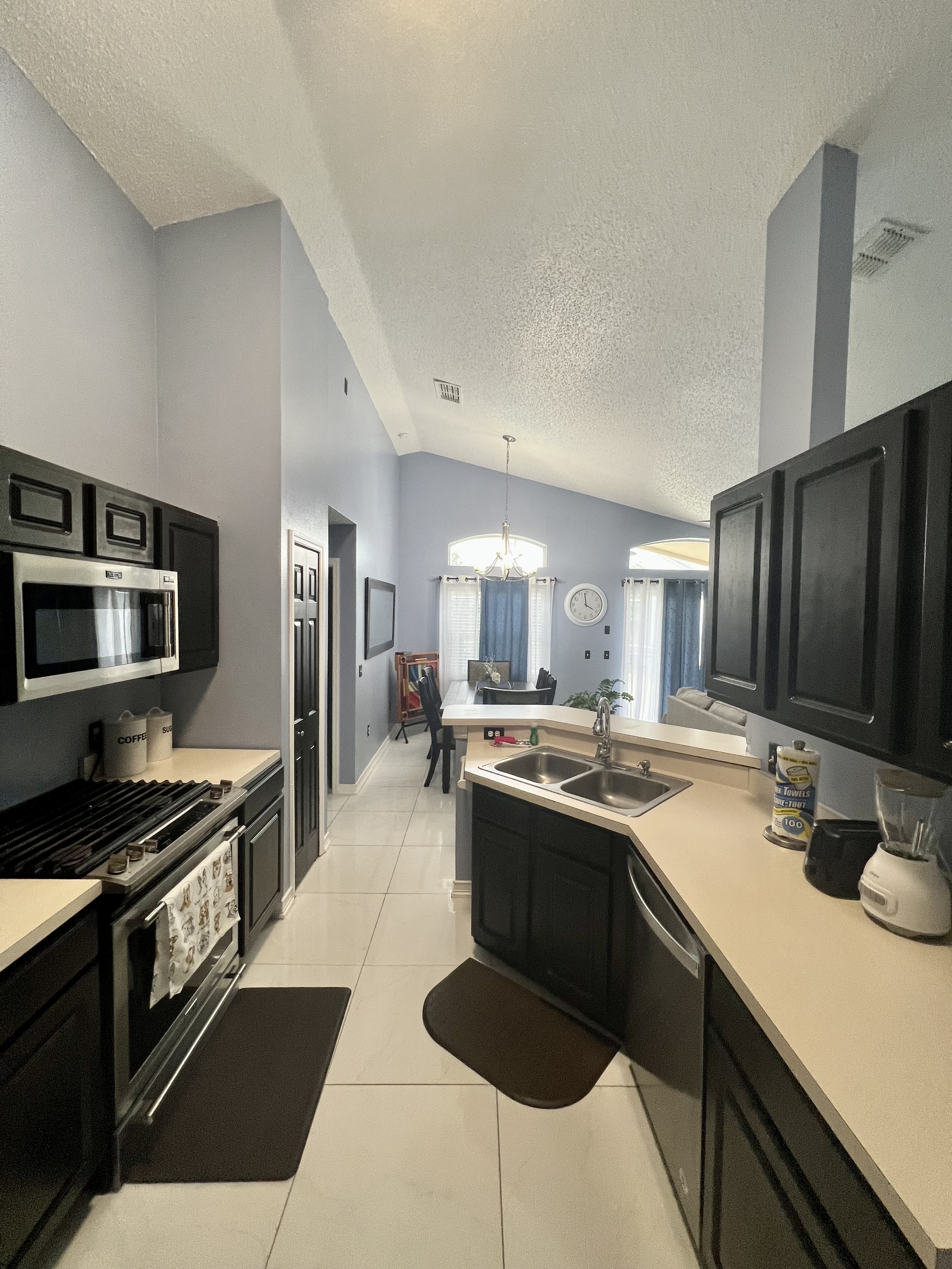 Grand Residential 4BR Pool Home near Disney Parks