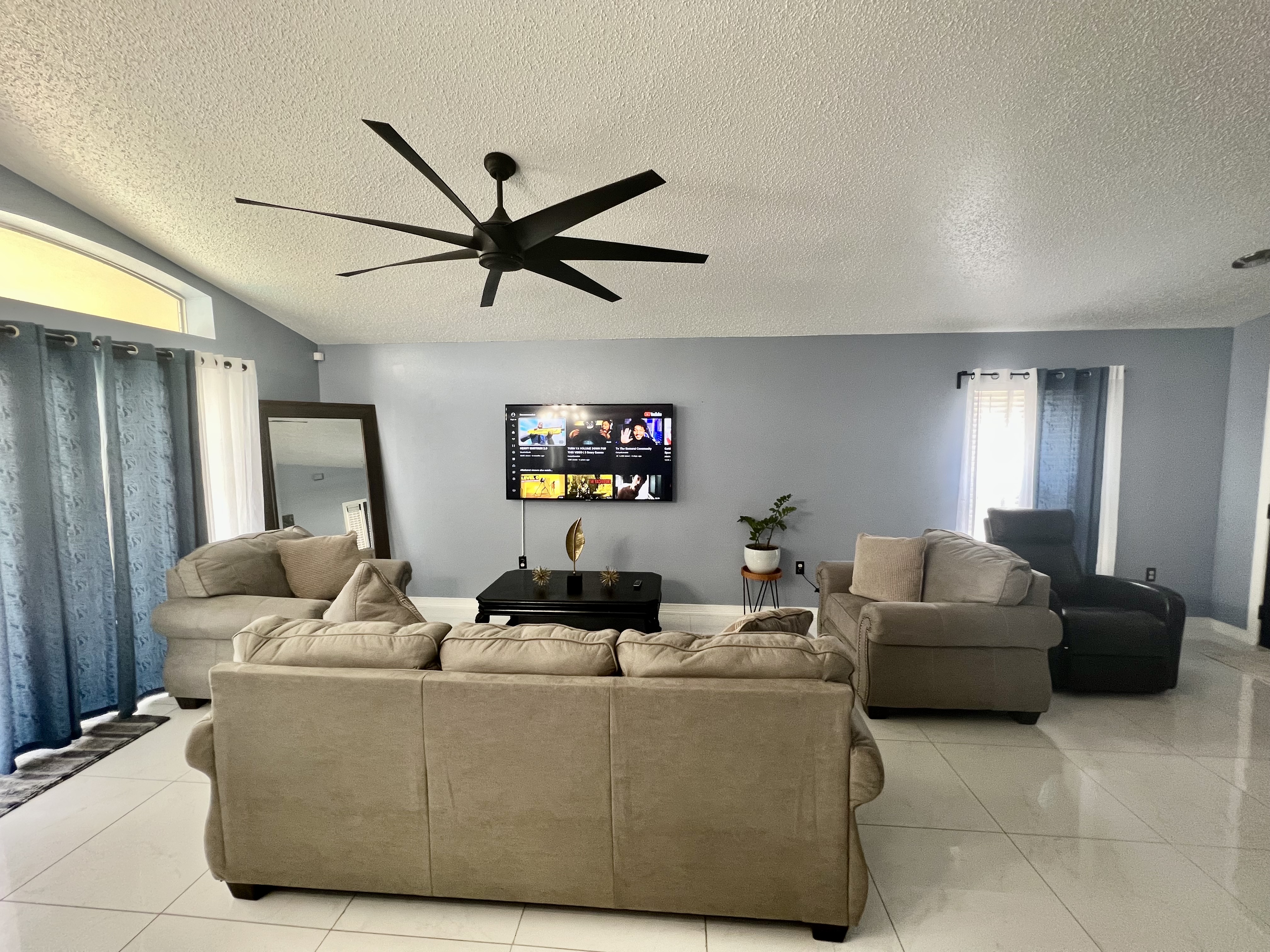 Grand Residential 4BR Pool Home near Disney Parks