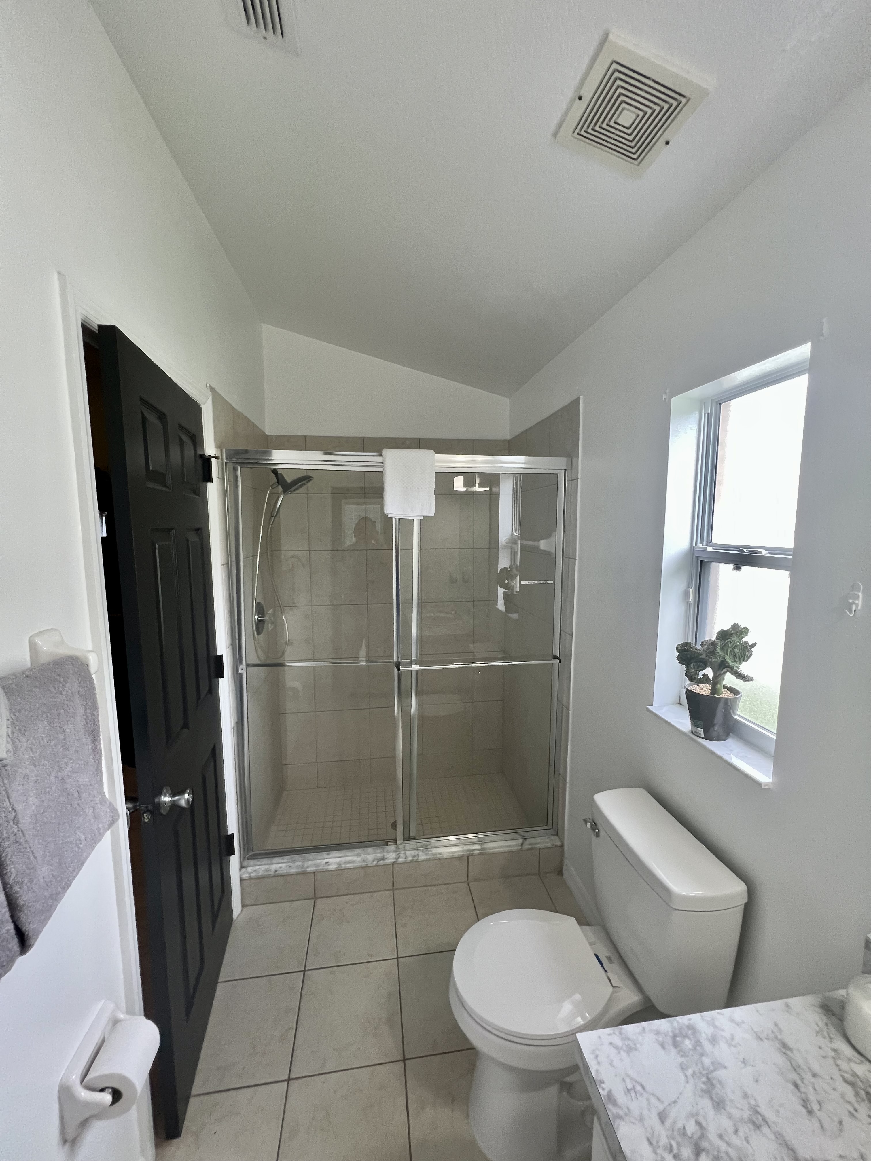Grand Residential 4BR Pool Home near Disney Parks
