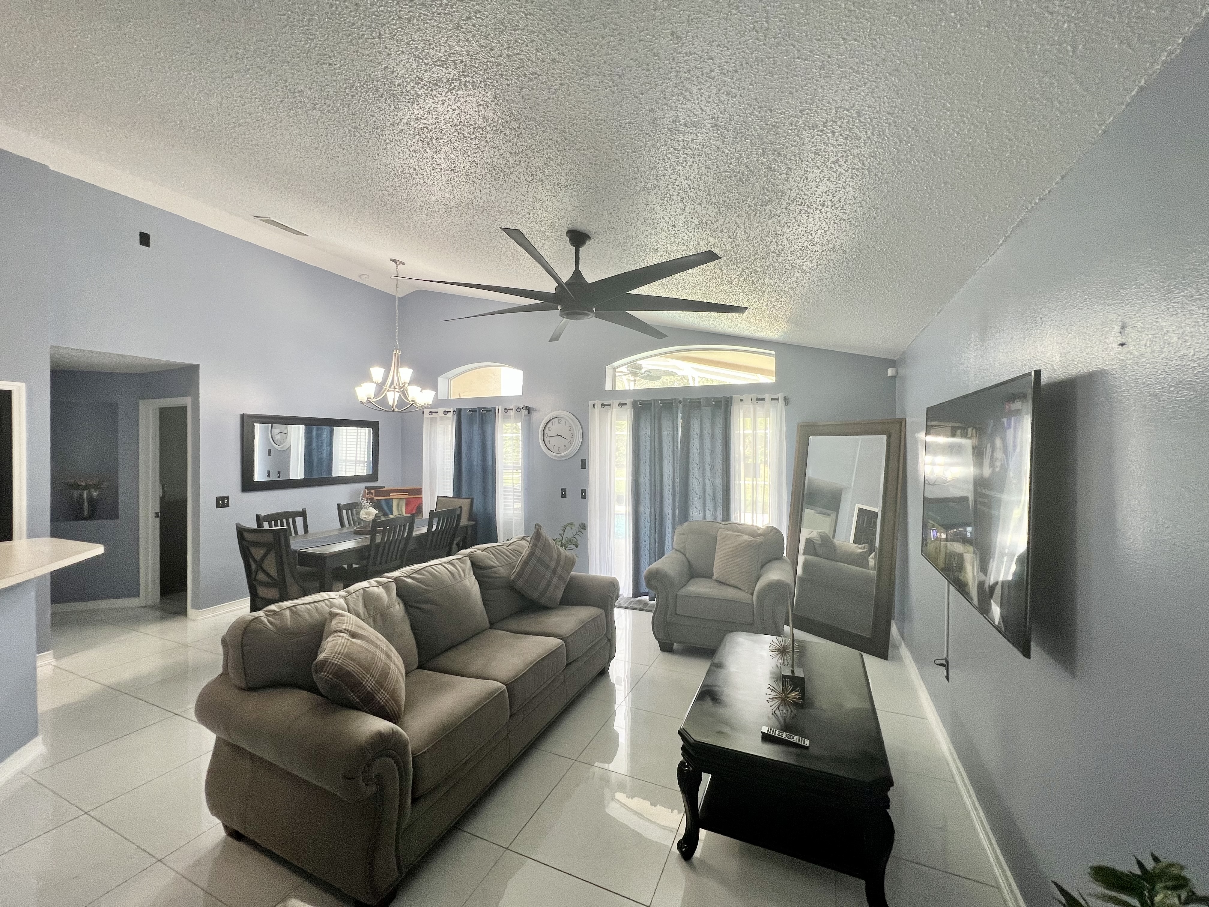 Grand Residential 4BR Pool Home near Disney Parks