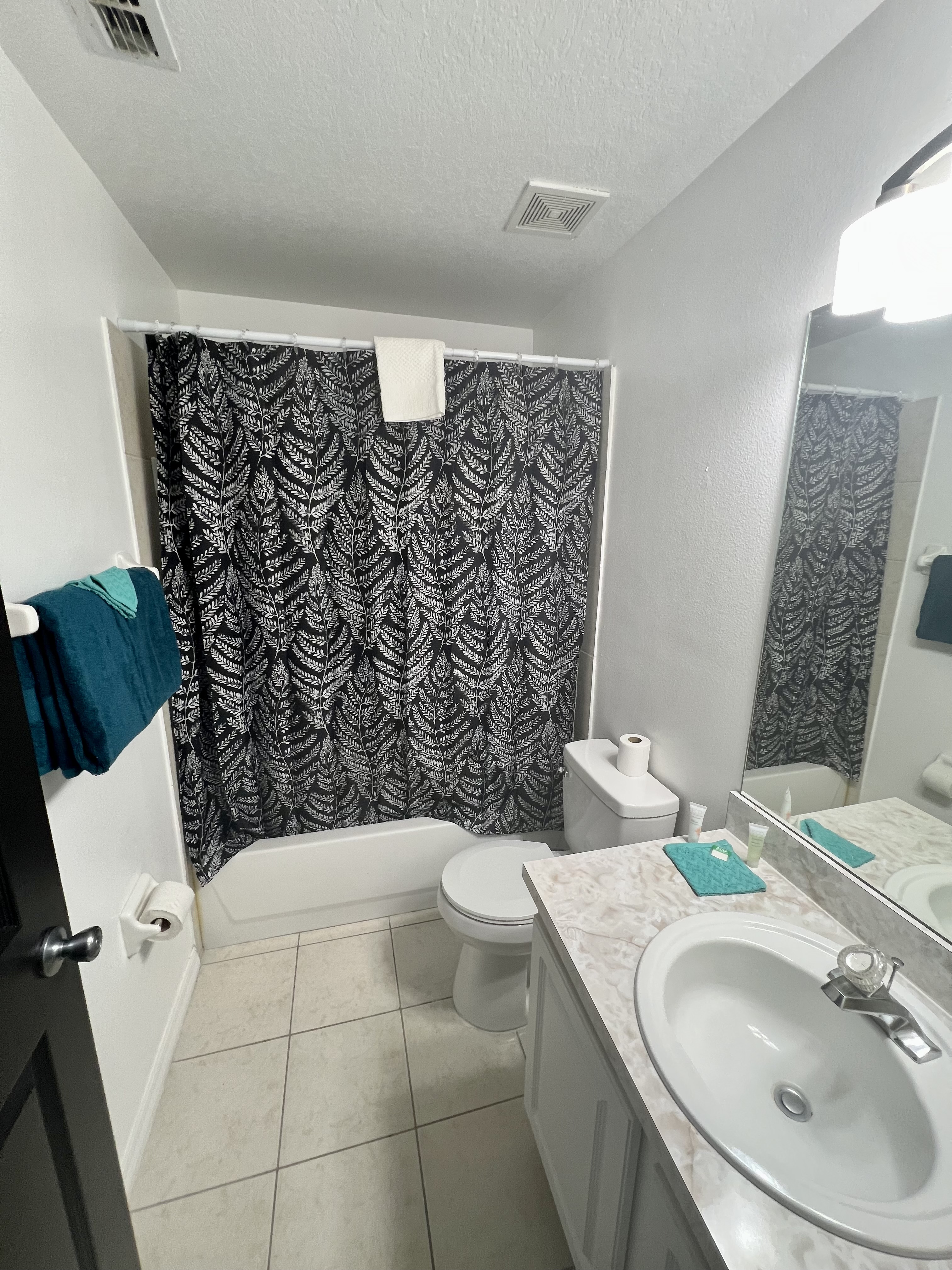 Grand Residential 4BR Pool Home near Disney Parks