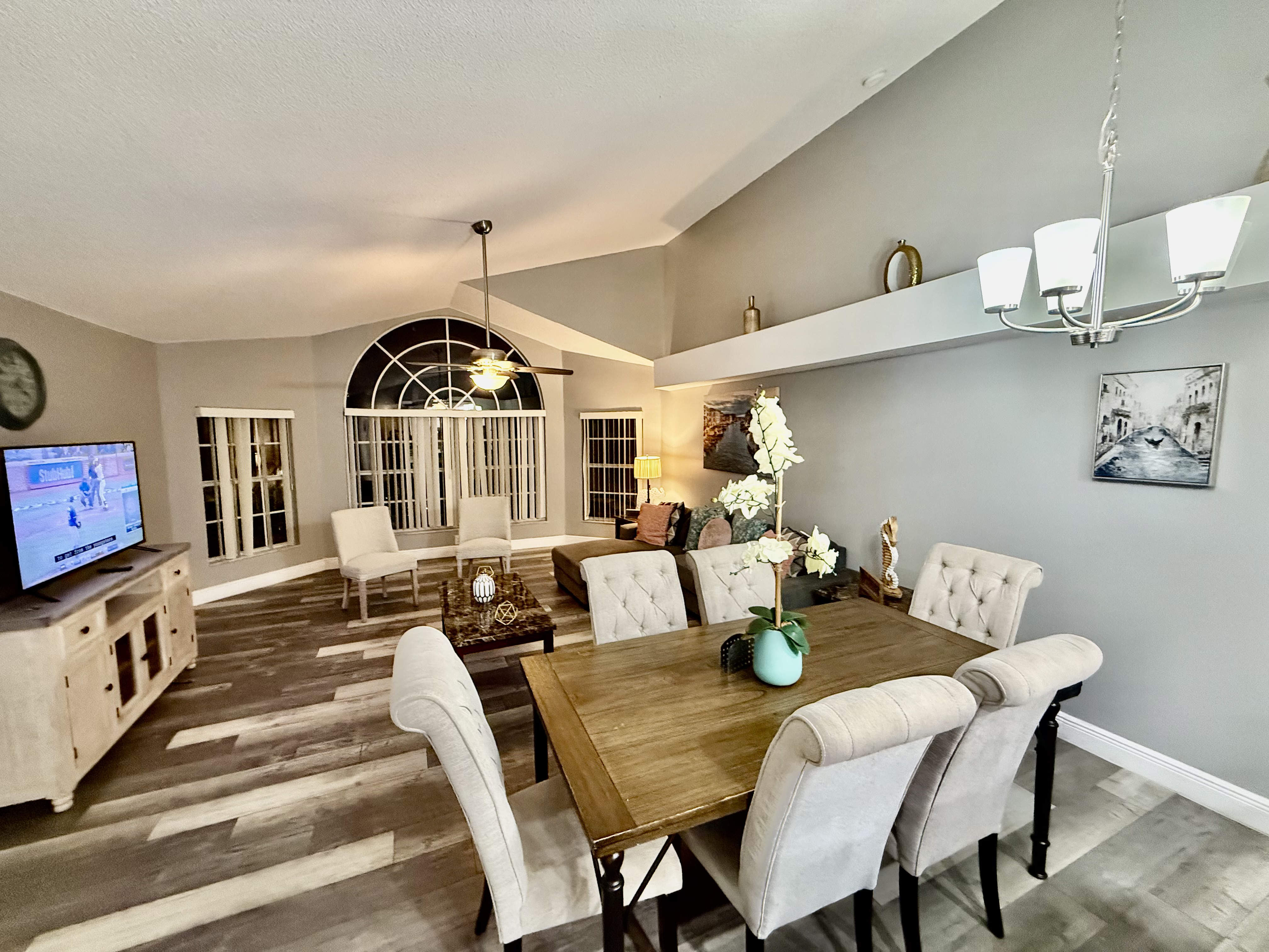 Grand Laguna 3BR Penthouse Near Universal Parks