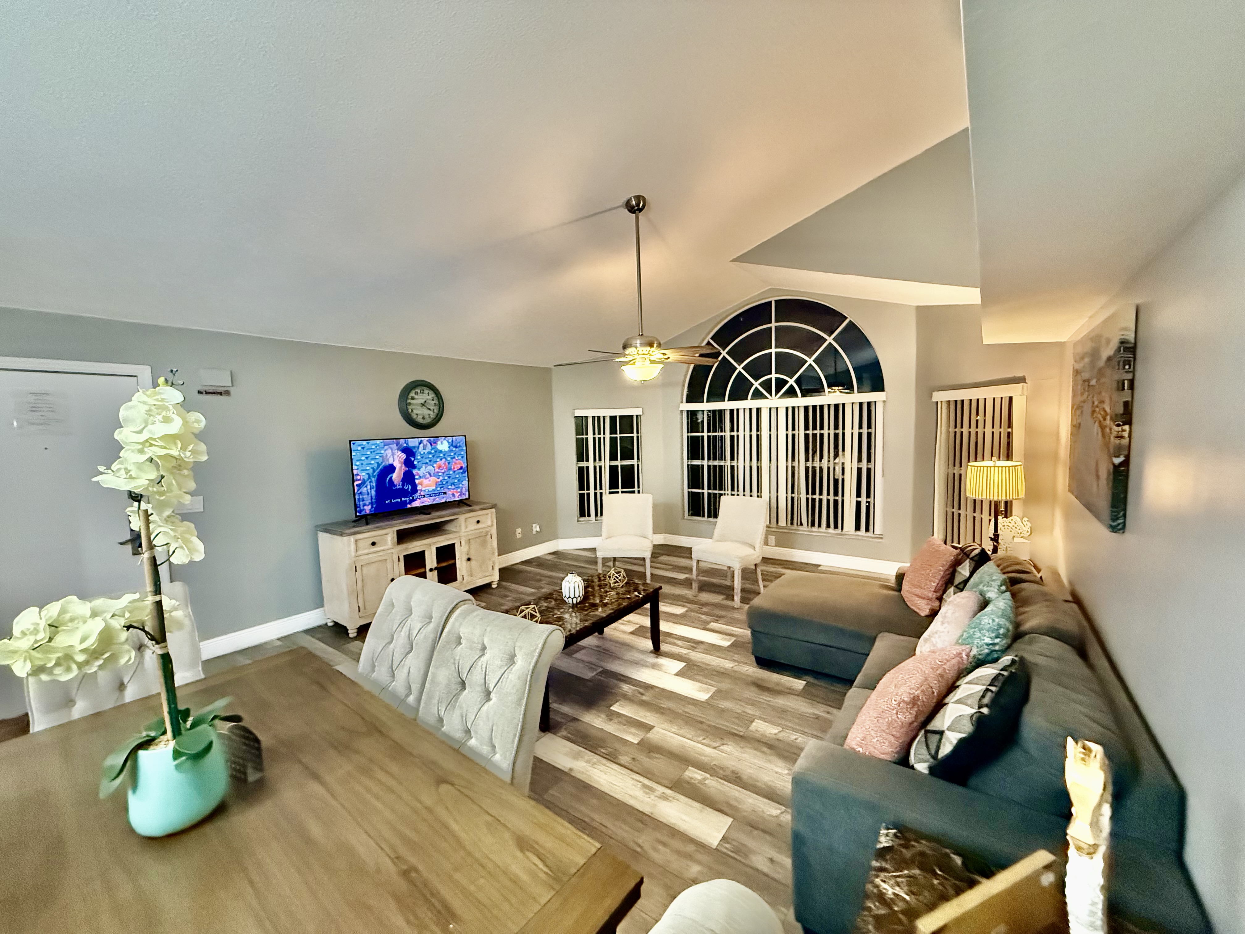 Grand Laguna 3BR Penthouse Near Universal Parks