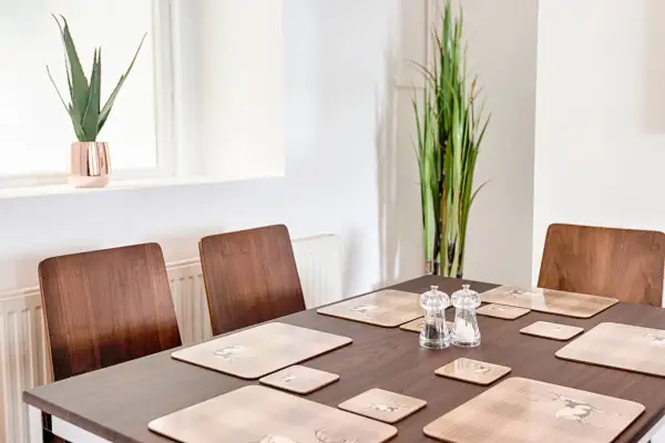 Hosea Accommodation - Free Parking! - Image 6