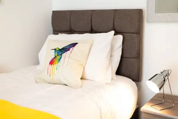 City Centre • Parking • TVs • Ideal for Work Crew - Image 24