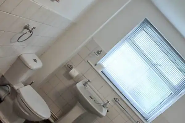 Perfect Base to Stay in Swansea - Image 6