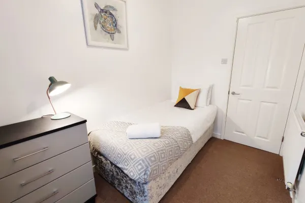 Contractor House • TVs in All Rooms • Parking - Image 9