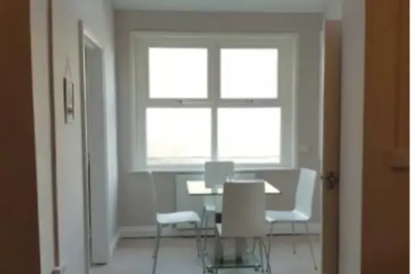Fully Equipped Kitchen, Dining area & Parking - Image 3