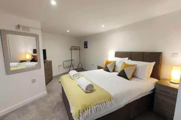Fully Equipped Kitchen, Double room, Parking - Image 14