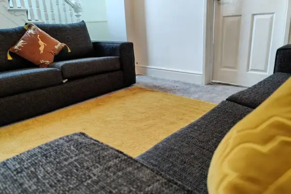 Make this your base! TV in every bedroom! - Image 6