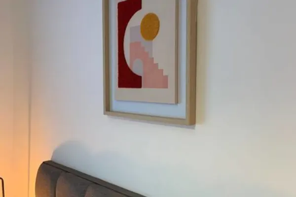 The Glenroy - TV in Every Bedroom! - Image 2