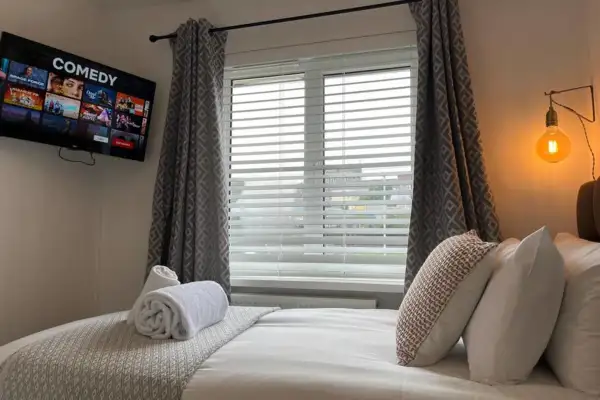 Byng! This one's for you - TV in Every Bedroom! - Image 8