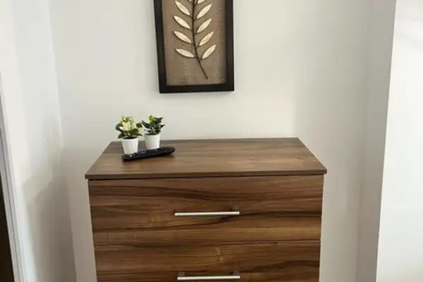 4 Bedrooms, Centre of town, Smart TV in every room - Image 6