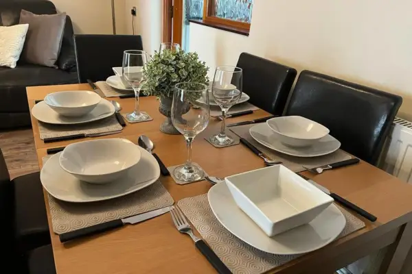 Bright and Spacious Home in Port Tennant - Image 2