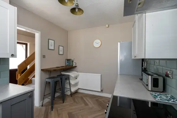 Parking, Garden, Stunning Views - Image 39
