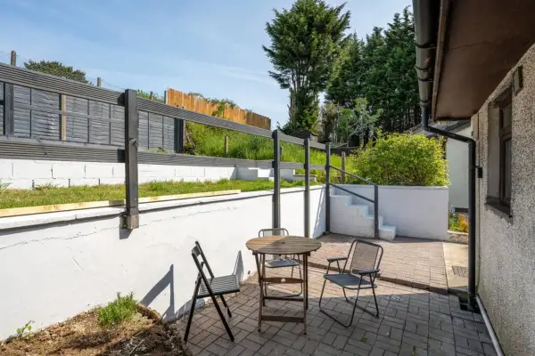Parking, Garden, Stunning Views - Image 11