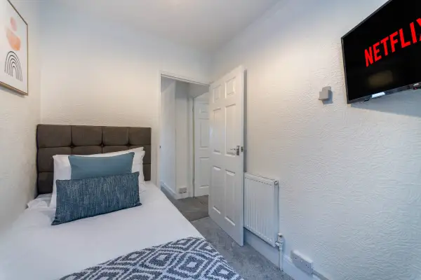 Smart Tv's in all 4 Bedrooms for your Convenience! - Image 9