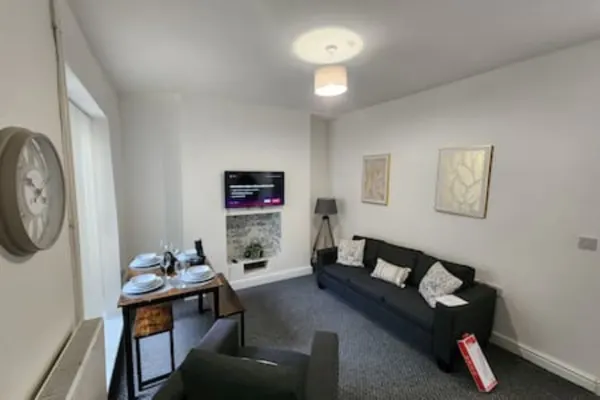 City Stay – 2 Baths, Smart TVs, - Image 7