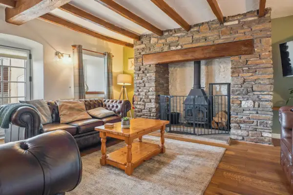 The Old Cow Shed Cottage - Image 2