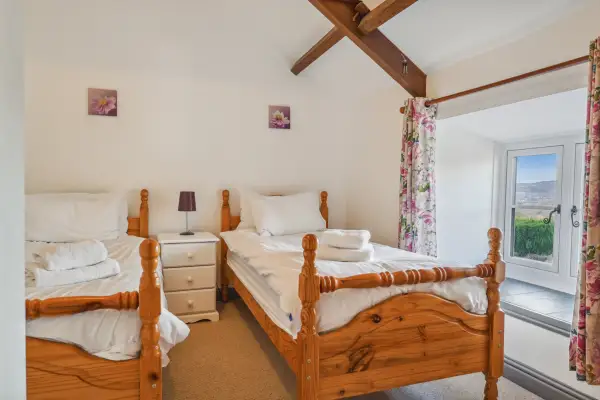 The Dairy Cottage / Hot Tub - Image 36